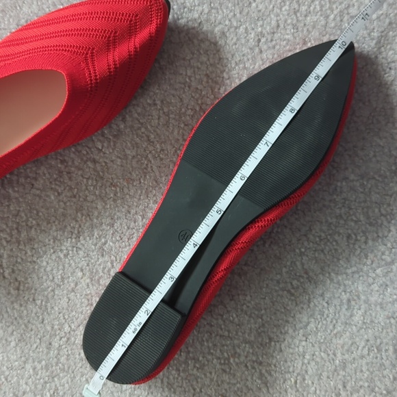 New Knitted Pointed Flats - Picture 2 of 3